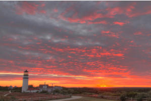 Lighthouse Truro - der Himmel brennt